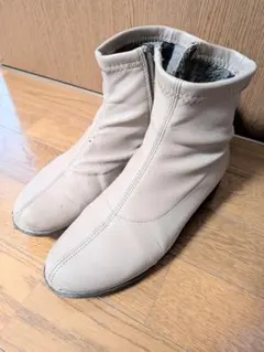 Item thumbnail for item 515f8fd8-e8d9-48fa-8d59-9d5ee57d8500