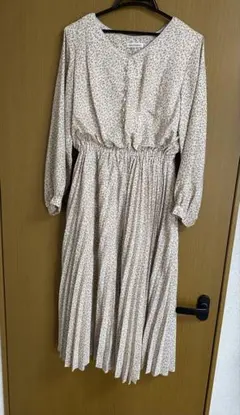 natural couture 花柄長袖ワンピース　F