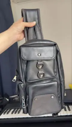 スリングバッグ ボディバッグ ブラック
