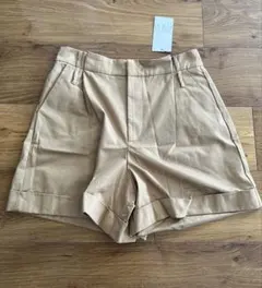 ZARA ベージュ Lサイズ ショートパンツ