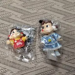 【当時物・レア】不二家 ペコちゃん キーホルダー 2点セットのサムネイル