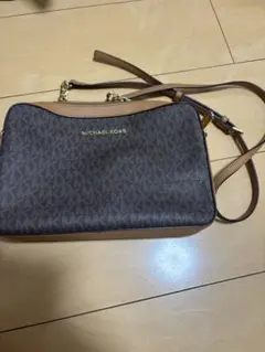 MICHAEL KORS モノグラムショルダーバッグ