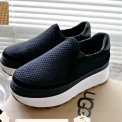 UGG TAELAN LSLIP ON ブラック スリッポン