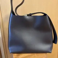 CHARLES & KEITH トートバッグ ポーチ付き ダークブラウンのサムネイル