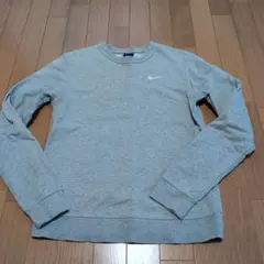 ナイキ　トレーナー　メンズS