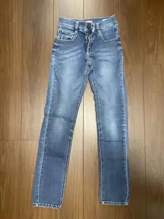 Item thumbnail for item 60954180-e5c6-45ad-82cc-0ff98c5c98ef