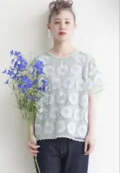 ドットアンドストライプスチャイルドウーマン 花柄刺繍オーガンジブラウス ミントのサムネイル