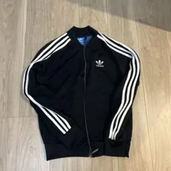 時間限定値下げアディダスoriginalジャージM