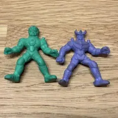 聖闘士星矢　消しゴム　2体セット