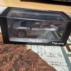 TOYOTA bZ4X カラーサンプルのサムネイル