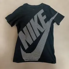 NIKE ロゴ Tシャツ　150
