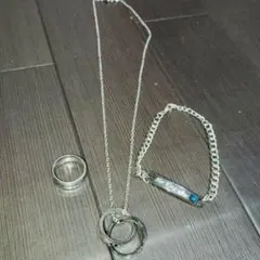 シルバー ブラック ネックレス リング付きセット