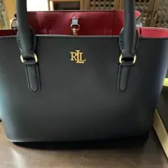 ラルフローレン　レザーバック　黒いハンドバッグ