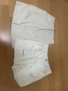 ホワイトショートパンツ 、スカート2点セット