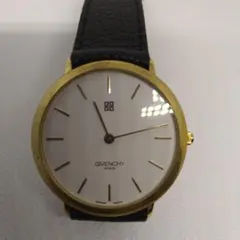 GIVENCHY　腕時計のサムネイル