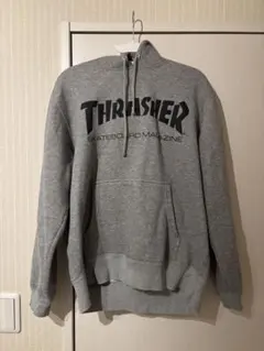 THRASHER フード付きグレー パーカーのサムネイル