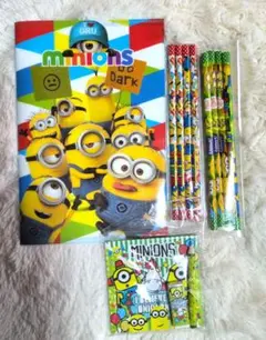ミニオンズ 文房具セット　鉛筆　消しゴム　B5ノート