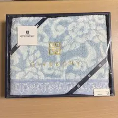 GIVENCHY バスタオル 水色 花柄のサムネイル