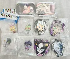 ジョジョの奇妙な冒険.ジョジョワールド缶バッジ・アクリルスタンド・ラバー10点