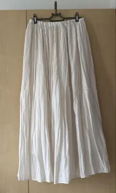 プリーツスカート