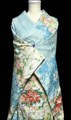 最高級　絞りと刺繍　水色 　オレンジ系花柄 　金駒刺繡　金糸　振袖 着物