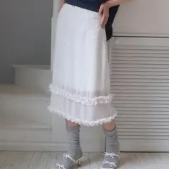muguet sheer dot midi skirt ホワイト スカートのサムネイル