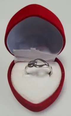 『シルバー925 ハート型リング・ヴィンテージ骨董品(シルバー925刻印有り)』