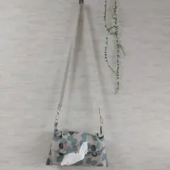 ショルダーティッシュケース⑩くすみブルーちょうちょのサムネイル