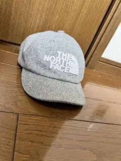 THE NORTH FACE グレーキャップ