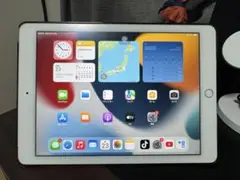 ipad air2 Wi-Fi+cell16GB silverバッテリー100％ - メルカリ