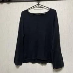 【YEVS】トップス　黒のサムネイル