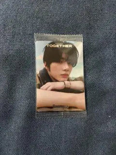 txt ツインウエハース ボムギュ