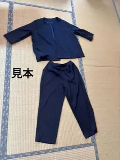 値下げしました！レディース　スーツ　パンツ　トップス　セットアップ　未使用　XL