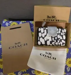 COACH コーチ 猫イラスト 二つ折り財布 ネコ アウトレット - メルカリ