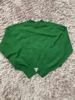 GU 緑色 ハイネック 長袖ニット　セーター