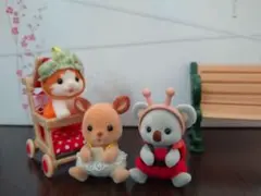 シルバニアファミリー 人形本体 3体セットとベビーカー