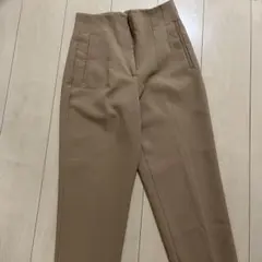 ハイウェストパンツ