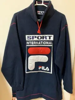 フィラ　トレーナー