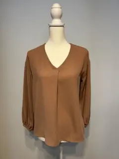 anySIS✴︎ブラウス✴︎ベージュ系✴︎美品