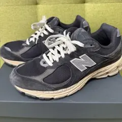 New Balance M2002RHO スニーカーのサムネイル