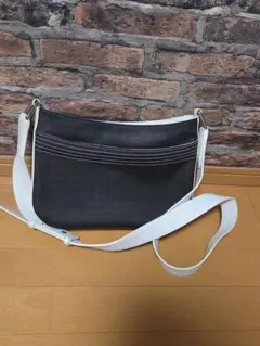 LOEWE ショルダーバッグ ブラック/ホワイト