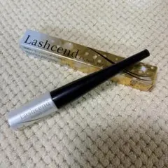 Lashcend Eyelash Serum まつ毛美容液のサムネイル