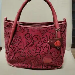 IBIZAイビザ　ハンドバッグ　植物柄　赤　チャーム付き