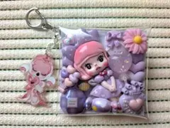 ガチャ詰め風ポーチ　キャンディーバッグキーホルダー　ピンク髪の女の子　パープル