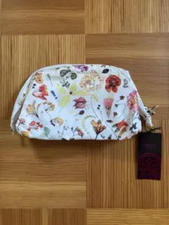 Item thumbnail for item fe7ef5ab-8781-4fcc-897e-e2e12ec62d05