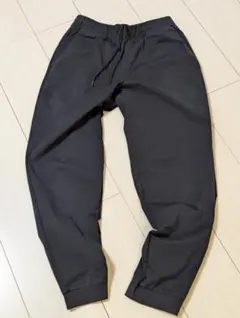 ⏩【ユニクロ／UNIQLO】ウルトラストレッチアクティブジョガーパンツ　M　黒