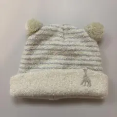 Sophie la girafe ストライプポンポン付きベビー帽子