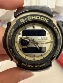 CASIO G-SHOCK アナデジ ブラック ゴールドのサムネイル