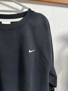 Nike ブラック クルーネック スウェット