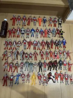 d*7様 【大量】⑥ウルトラマン関係ミニフィギュアまとめて７８体